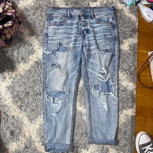 Women’s American Eagle Mom Jeans